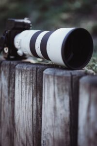 Telephoto Lens that looks like Canon RF 100-500mm