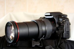 Telephoto Lens that looks like Sigma 150-600mm