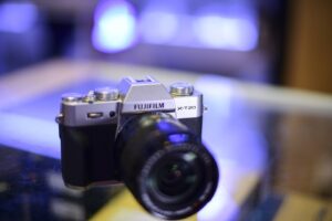 camera that looks like Fuji GFX 50S II